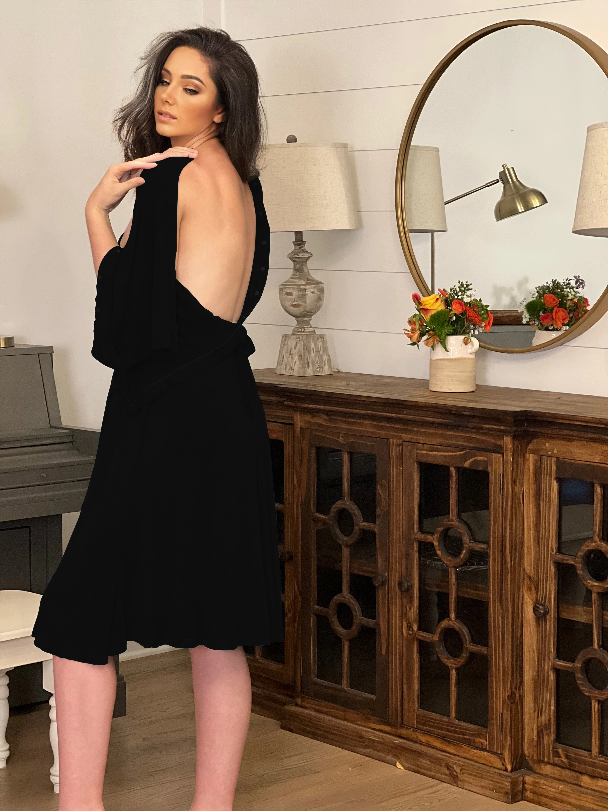 Amelia Labor & Postpartum Gown in Black - Image 6
