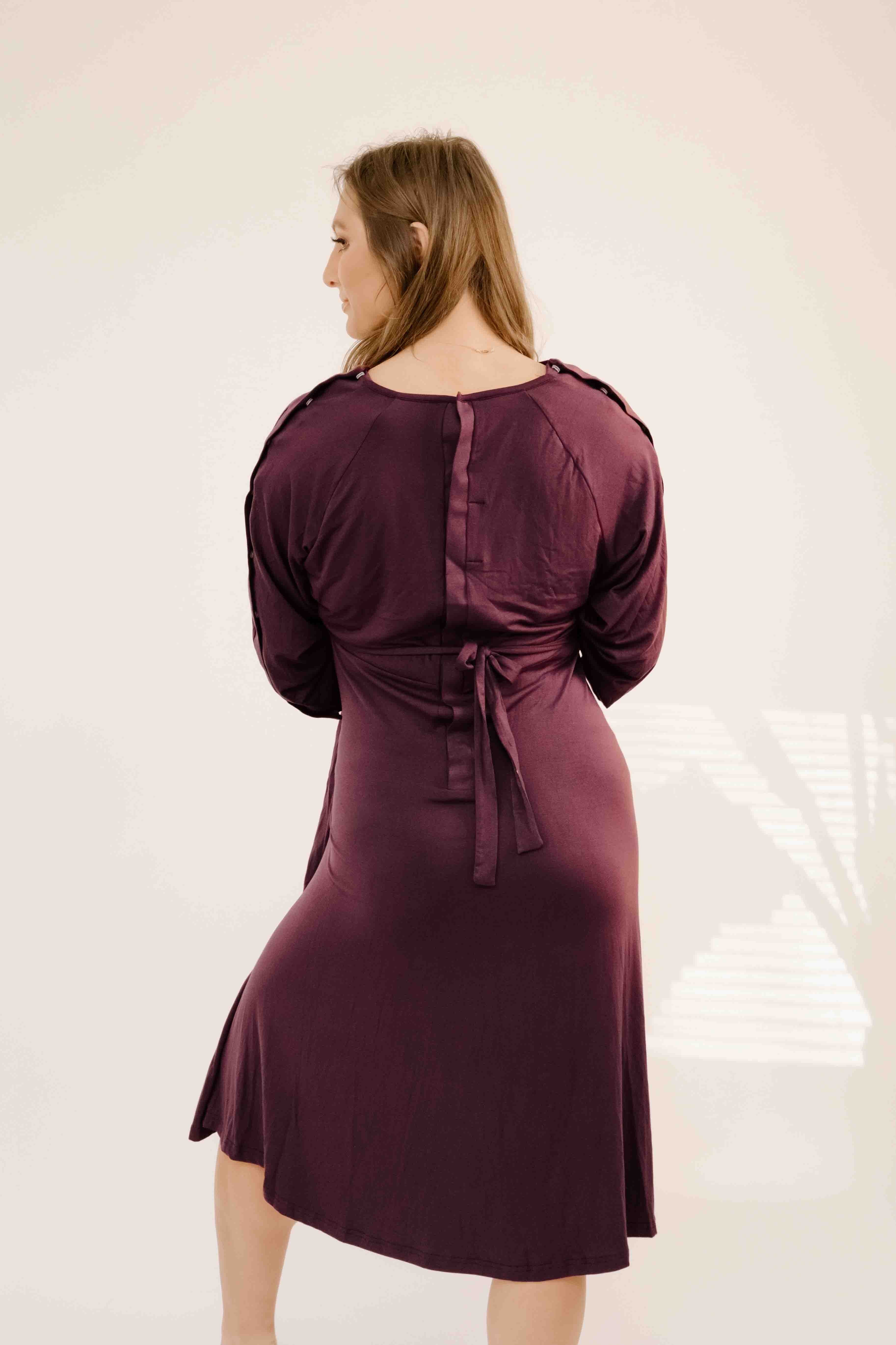 Amelia Labor & Postpartum Gown in Plum - Image 3