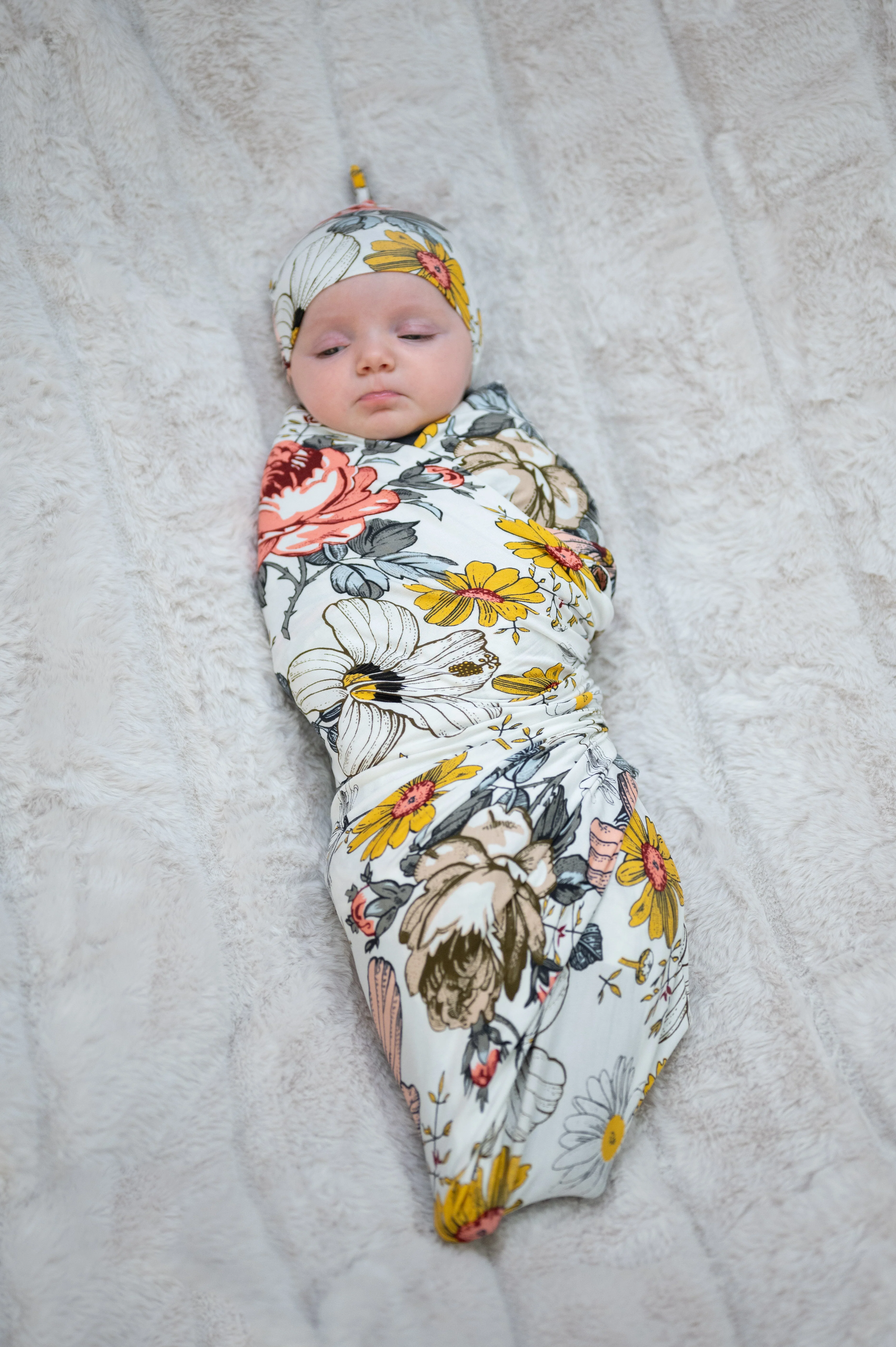 Baby Swaddle Set: Vintage Floral - Image 4