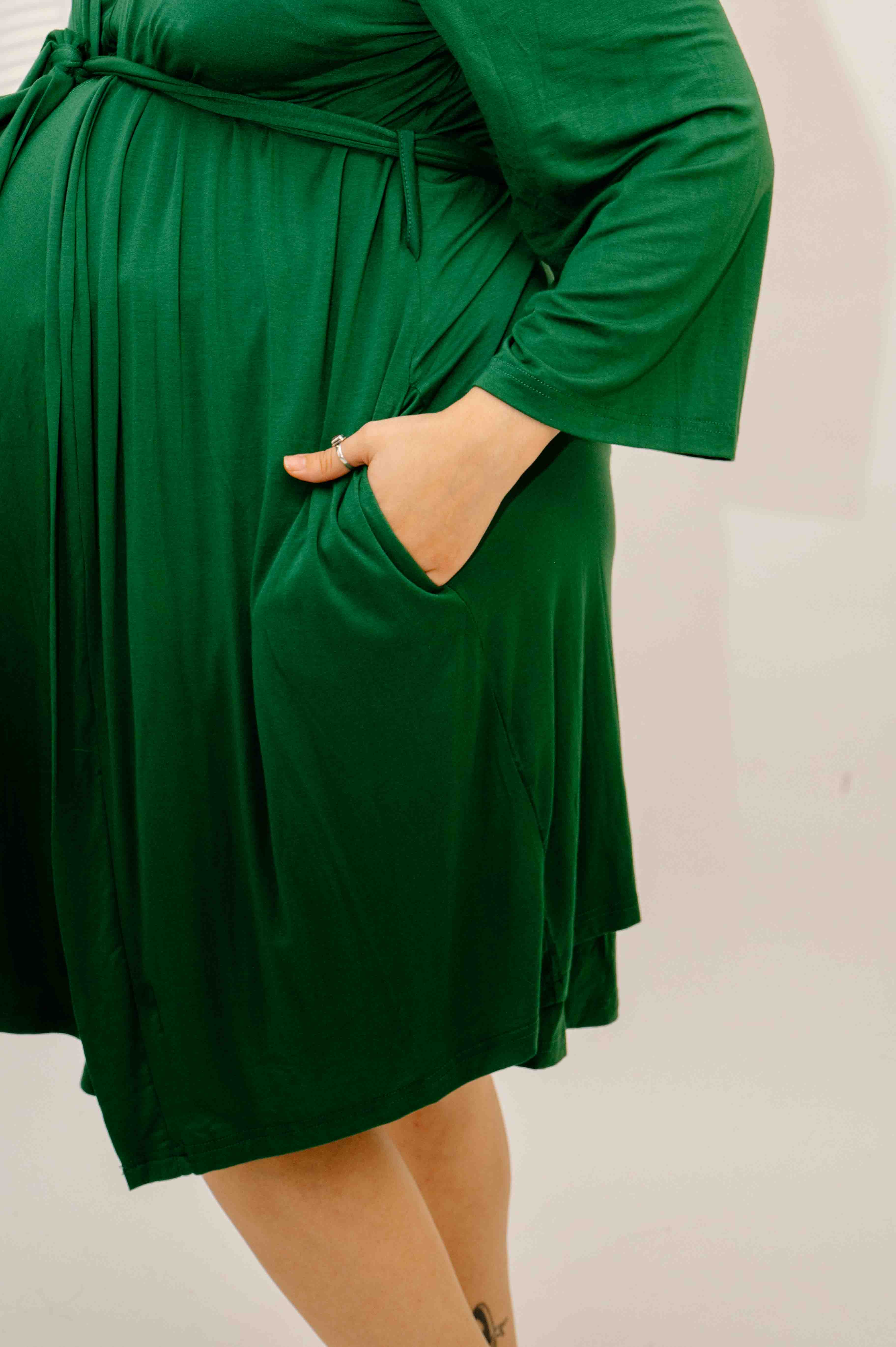 Robes in Emerald - Image 6
