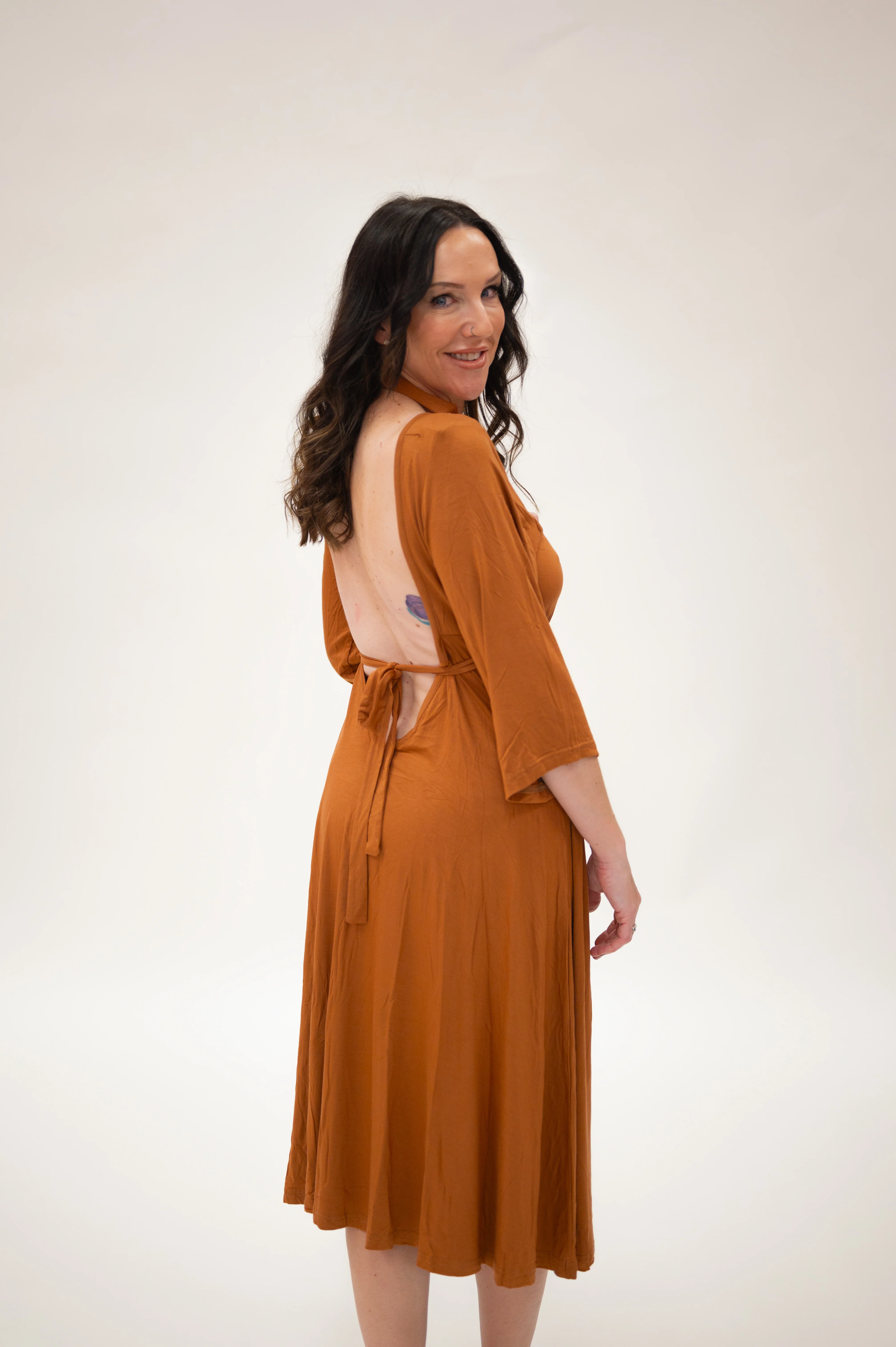 Lila Labor & Postpartum Gown in Burnt Orange - Image 3