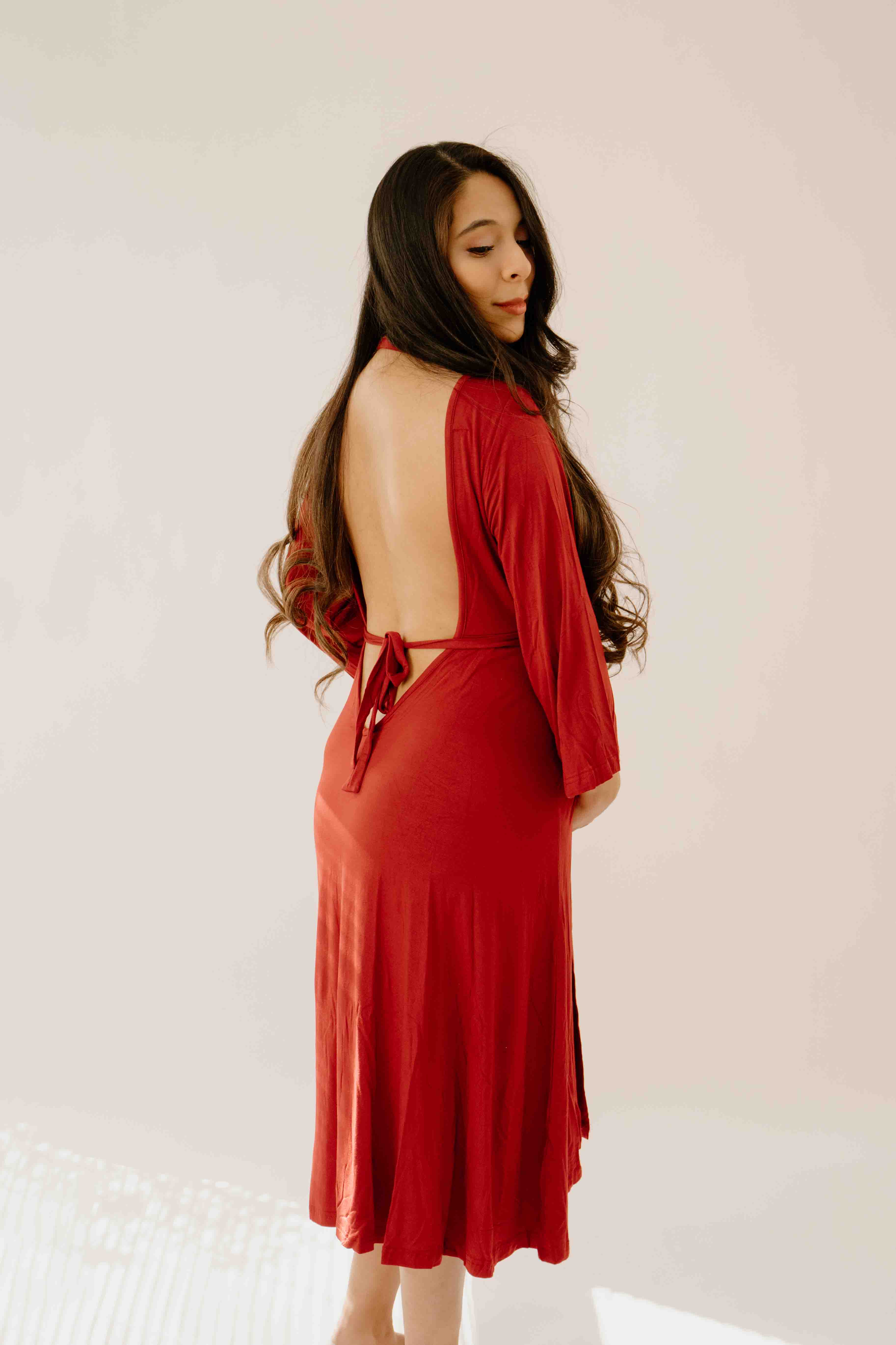 Lila Labor & Postpartum Gown in Crimson - Image 3