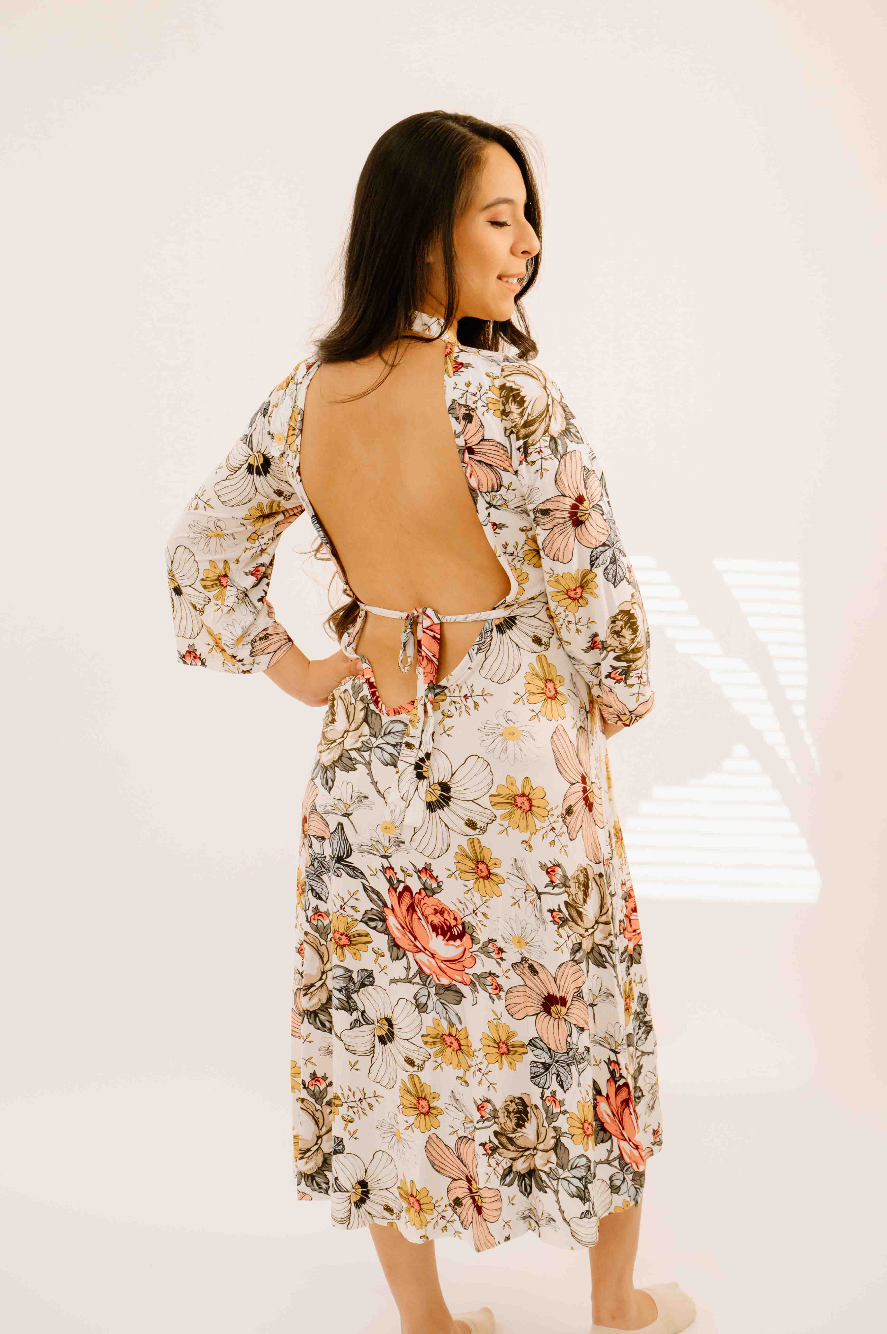Lila Labor & Postpartum Gown in Vintage Floral - Image 3