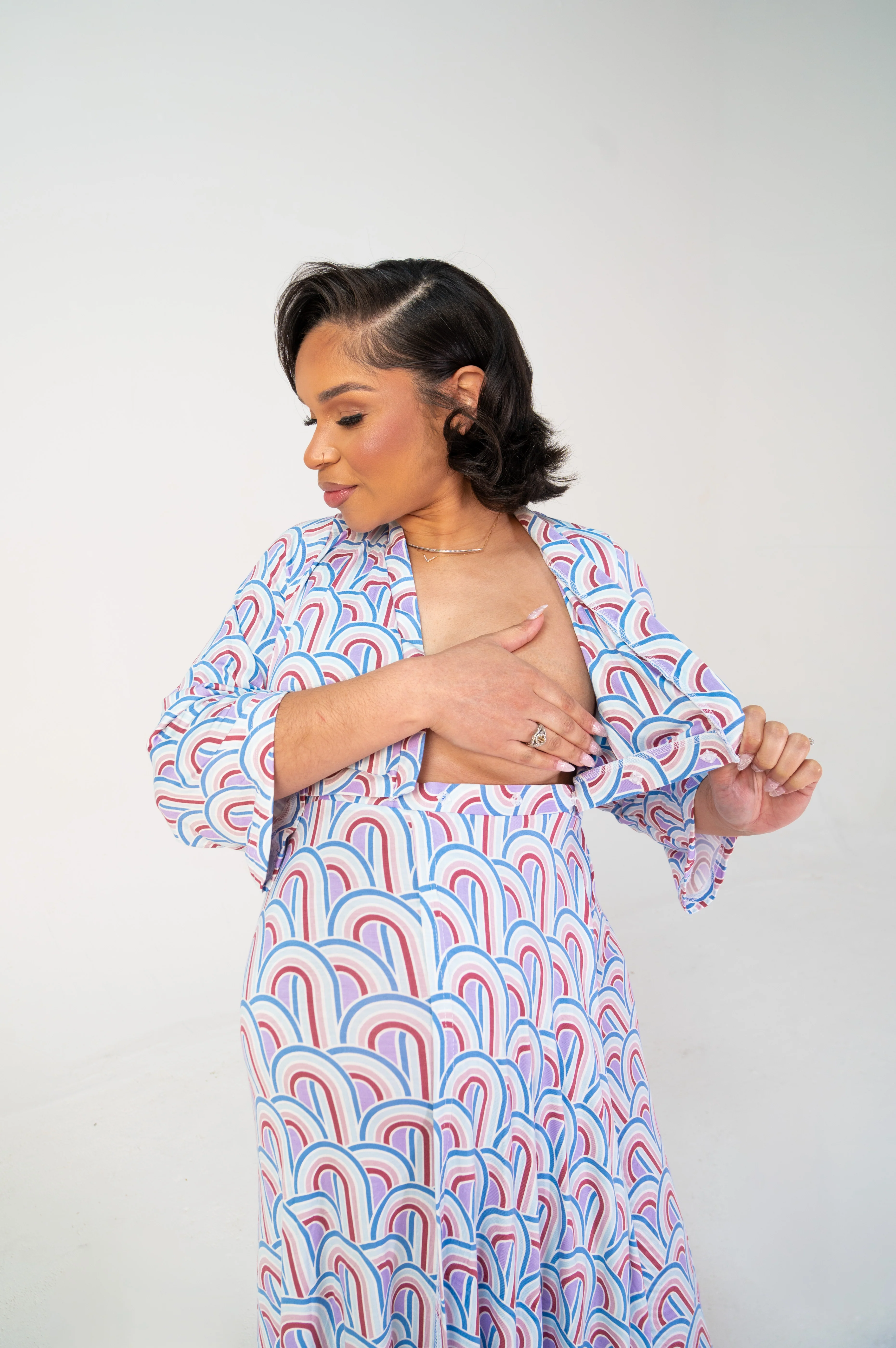 Lila Labor & Postpartum Gown in Rainbow - Image 3