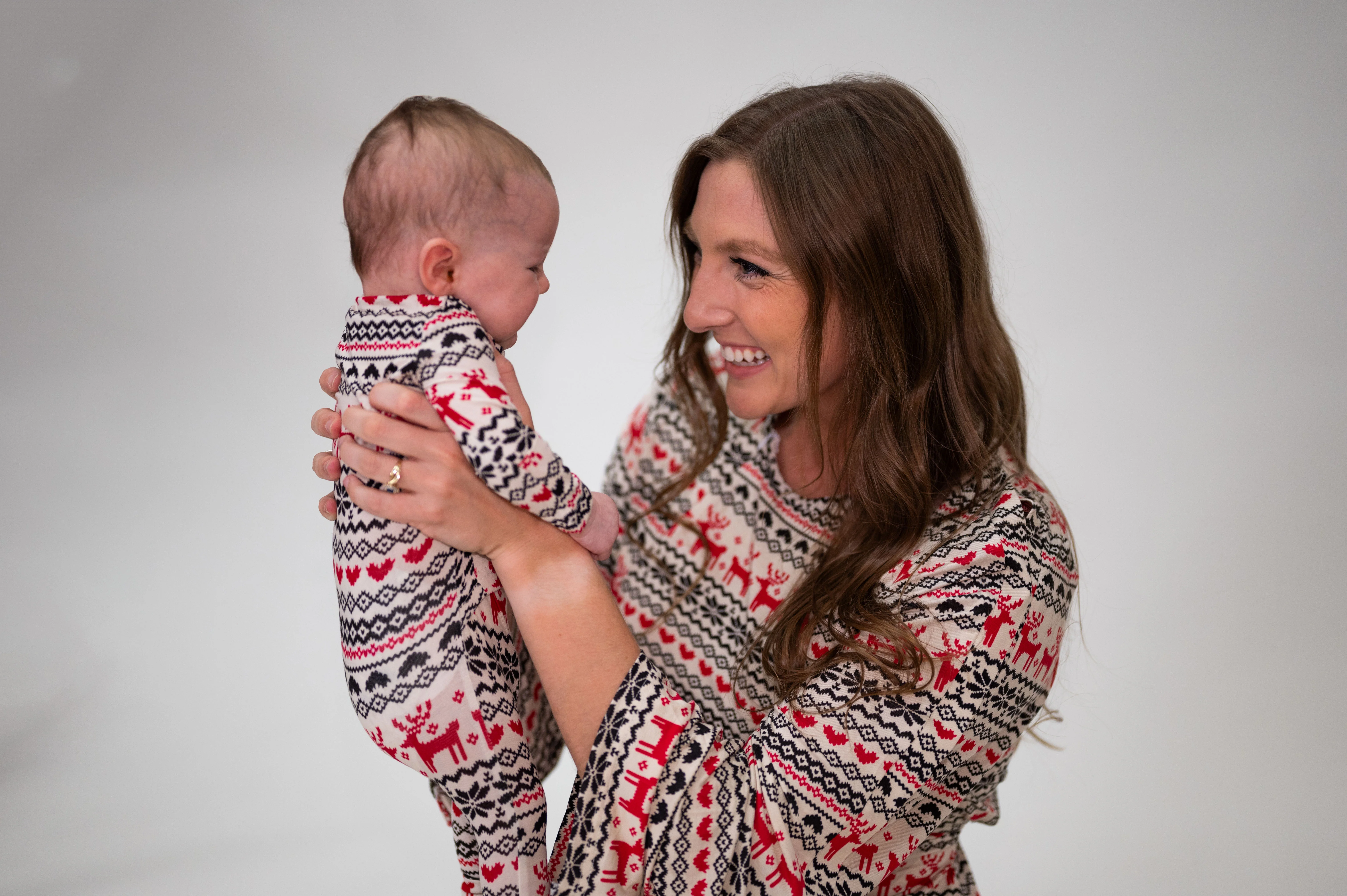 Nadia Labor & Postpartum Gown Holiday edition - Image 7