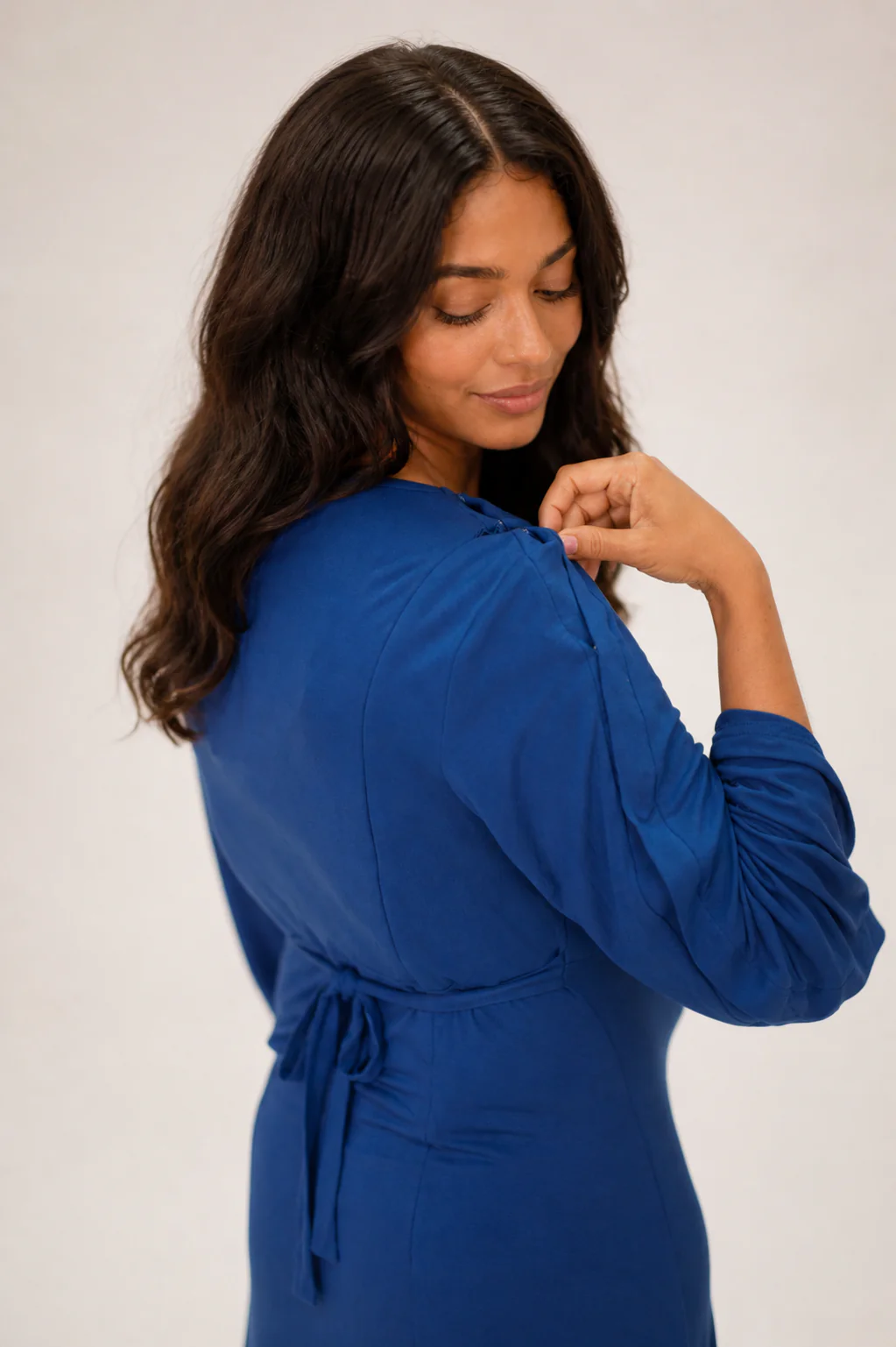 Nadia Labor & Postpartum Gown in Midnight Blue - Image 3