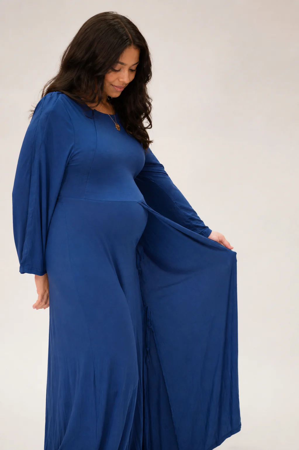 Nadia Labor & Postpartum Gown in Midnight Blue - Image 4