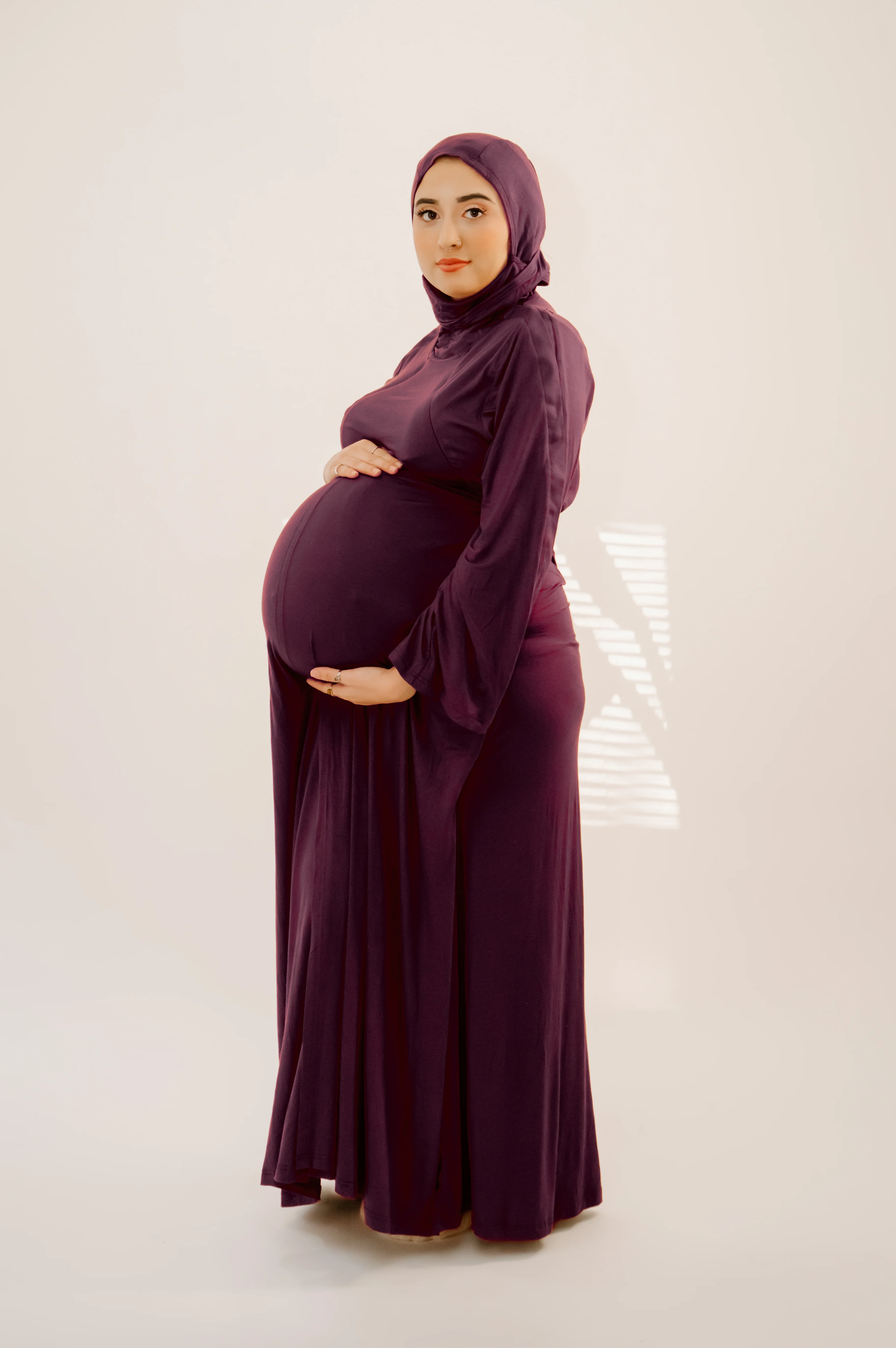 Nadia Labor & Postpartum Gown in Plum - Image 3