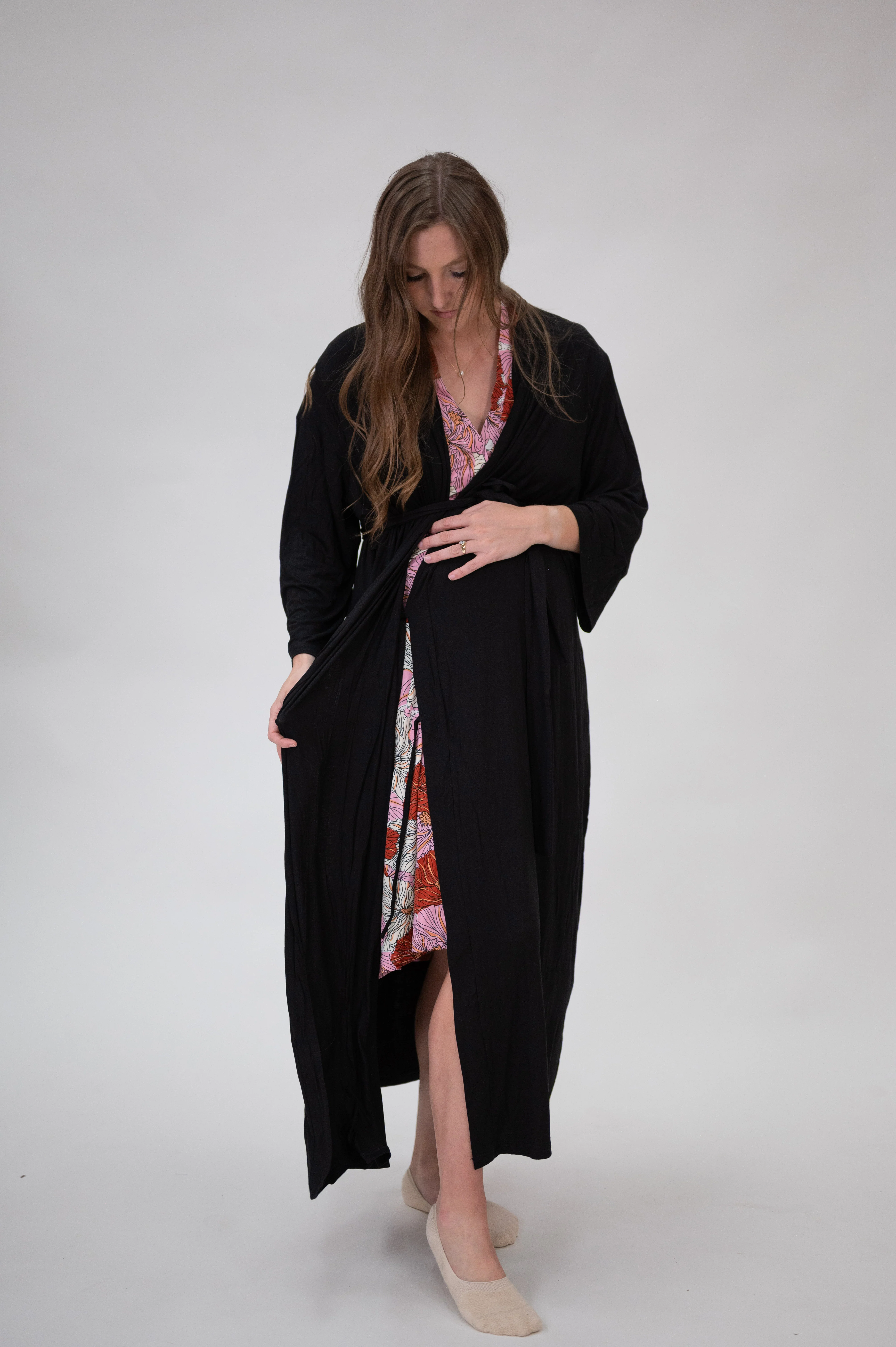 Robes in Black - Image 4